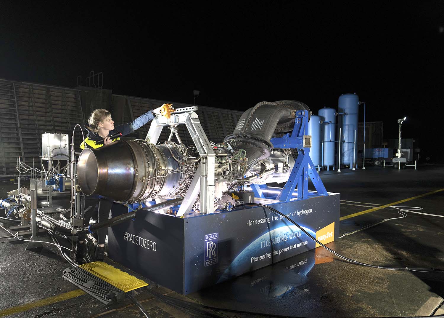 Rolls-Royce y EasyJet prueban motor aéreo con hidrógeno